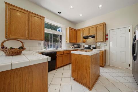 402 Eagle Ln, Vacaville, CA 95687 photo 21