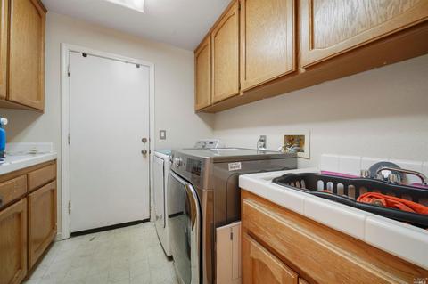 402 Eagle Ln, Vacaville, CA 95687 photo 12