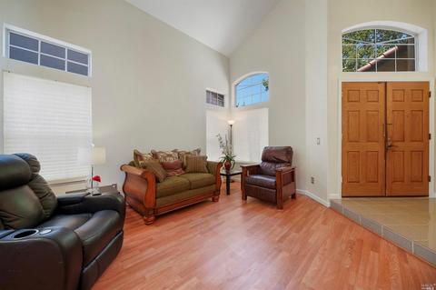 402 Eagle Ln, Vacaville, CA 95687 photo 5