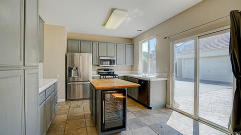 5244 Venus Dr, Fairfield, CA 94534 photo 3