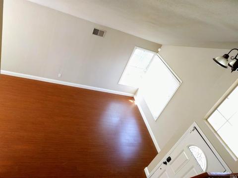 161 Canterbury Dr, Vallejo, CA 94591 photo 5