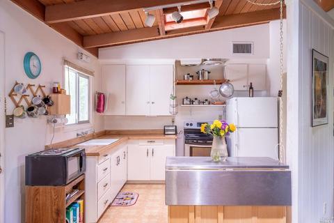 1600 James St, Ukiah, CA 95482 photo 4