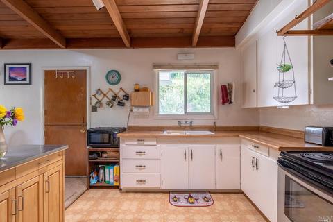 1600 James St, Ukiah, CA 95482 photo 9