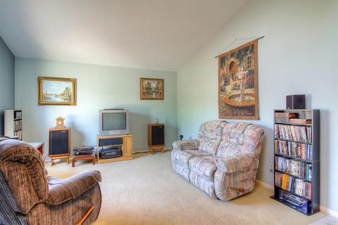 404 Duncan Dr, Windsor, CA 95492 photo 9