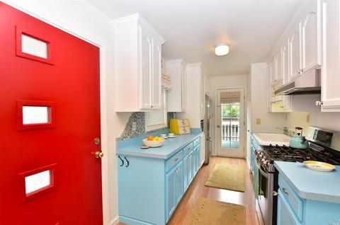 20 Ocean View Ave, Dillon Beach, CA 94929 photo 2