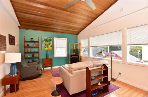 20 Ocean View Ave, Dillon Beach, CA 94929 photo 10