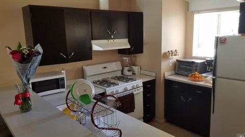 640 S 1st St, Dixon, CA 95620 photo 4