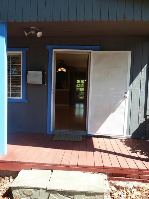 328 Pecan St, Vallejo, CA 94589 photo 2