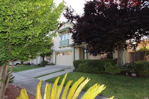 458 Hawk Dr, Petaluma, CA 94954 photo 2