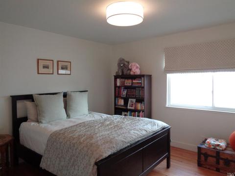 132 Cordova St, Vallejo, CA 94591 photo 15