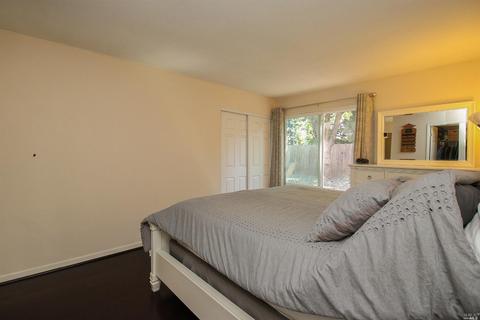 82 Longview Dr, Vacaville, CA 95687 photo 39