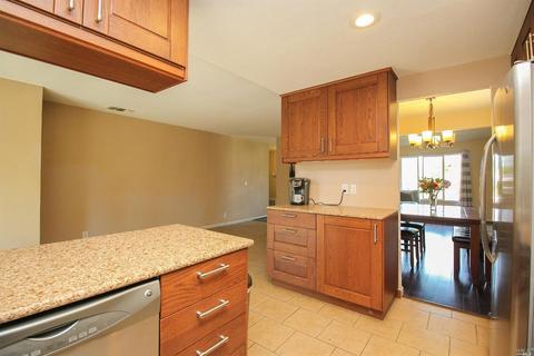 82 Longview Dr, Vacaville, CA 95687 photo 19