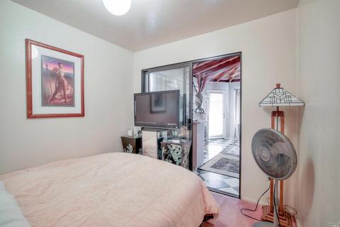 409 Carter St, Vallejo, CA 94590 photo 18