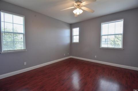 2458 Sheldon Dr, Fairfield, CA 94533 photo 21