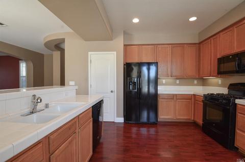 2458 Sheldon Dr, Fairfield, CA 94533 photo 13