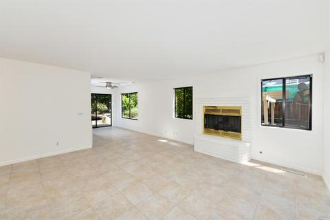 9465 Vinecrest Rd, Windsor, CA 95492 photo 7