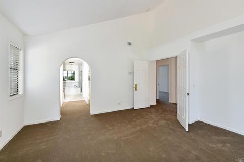 9465 Vinecrest Rd, Windsor, CA 95492 photo 11