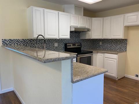 1982 Cardinal Way, Fairfield, CA 94533 photo 5