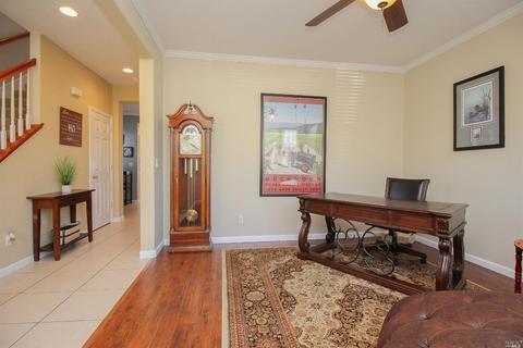 664 Jade Way, Fairfield, CA 94534 photo 5