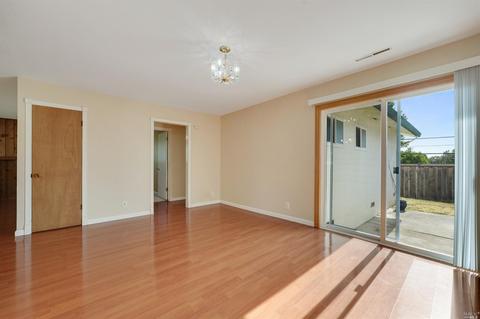 131 Meadowbrook Ct, Vallejo, CA 94591 photo 15