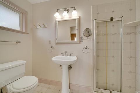 131 Meadowbrook Ct, Vallejo, CA 94591 photo 32