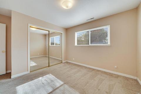 131 Meadowbrook Ct, Vallejo, CA 94591 photo 31