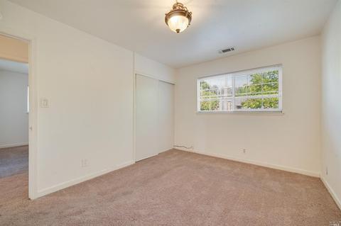 210 Maywood Dr, Vallejo, CA 94591 photo 27