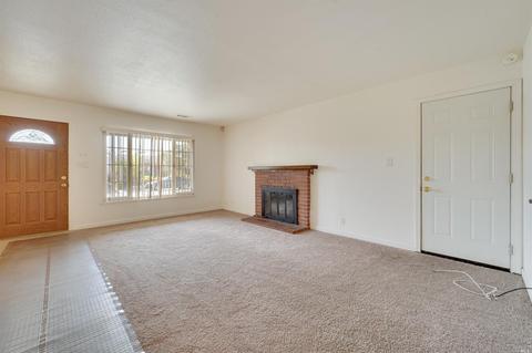 210 Maywood Dr, Vallejo, CA 94591 photo 9