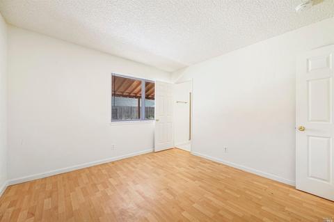 135 Doreen Ct, Vallejo, CA 94589 photo 25