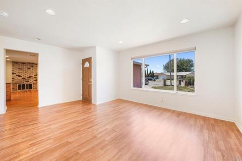 135 Doreen Ct, Vallejo, CA 94589 photo 7