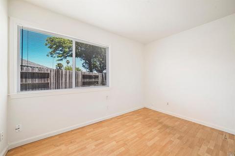 135 Doreen Ct, Vallejo, CA 94589 photo 15