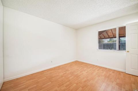 135 Doreen Ct, Vallejo, CA 94589 photo 24