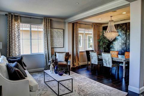 488 Aster St, Vacaville, CA 95688 photo 2