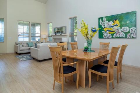 1018 Lisa Ct, Windsor, CA 95492 photo 5