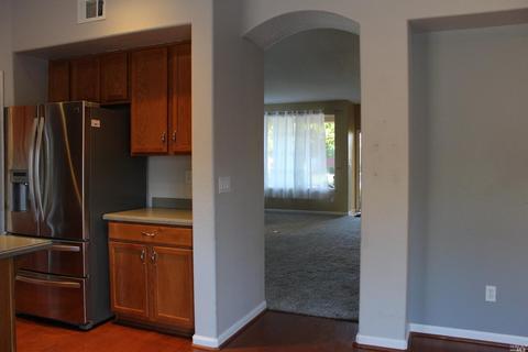 6660 Sawgrass Ln, Vallejo, CA 94591 photo 9