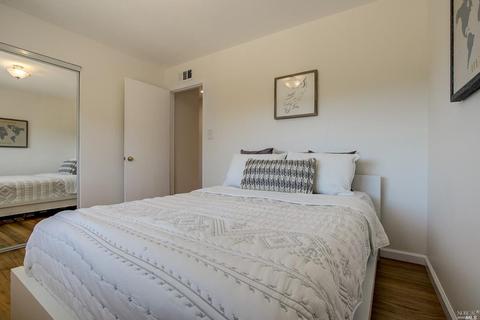 121 Granada Dr, Corte Madera, CA 94925 photo 15