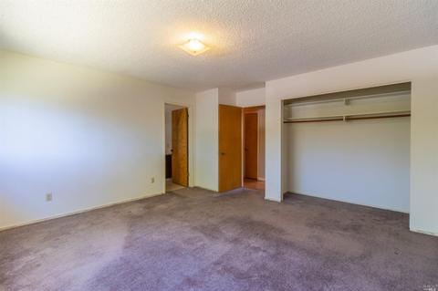 200 Bourbon Ln, Ukiah, CA 95482 photo 12