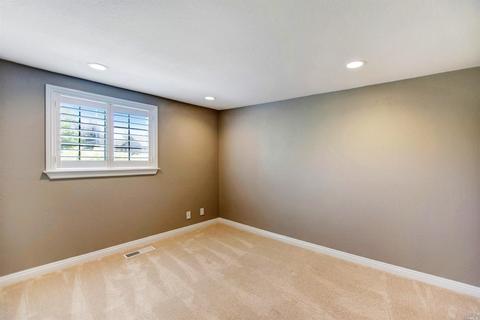 401 Ginny Dr, Windsor, CA 95492 photo 16