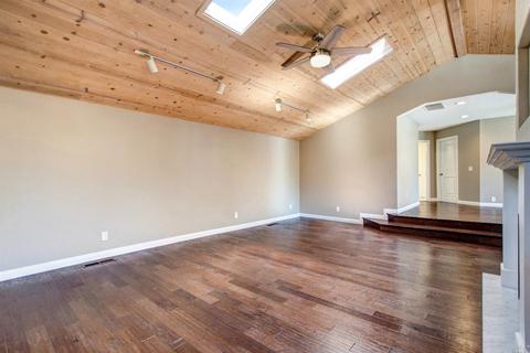401 Ginny Dr, Windsor, CA 95492 photo 8