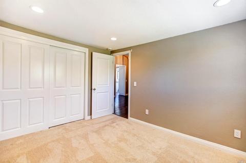 401 Ginny Dr, Windsor, CA 95492 photo 15