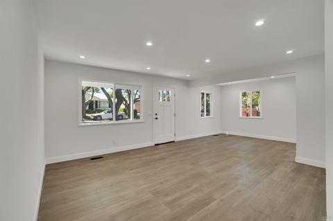 3016 Irwin St, Vallejo, CA 94591 photo 7