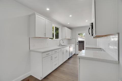 3016 Irwin St, Vallejo, CA 94591 photo 9