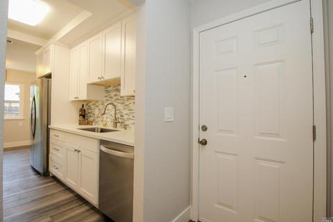 418 E Alaska Ave, Fairfield, CA 94533 photo 6