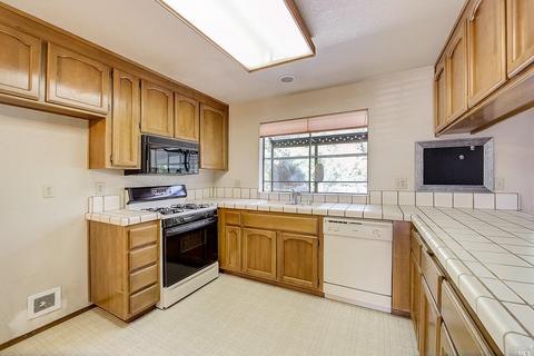 251 New Bedford Dr, Vallejo, CA 94591 photo 14