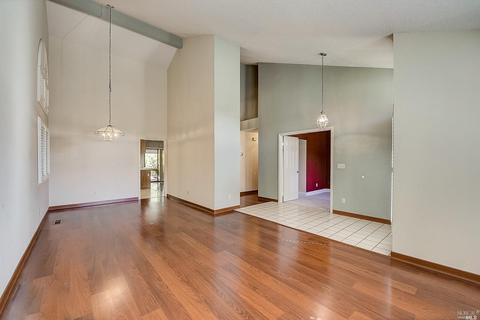 251 New Bedford Dr, Vallejo, CA 94591 photo 2