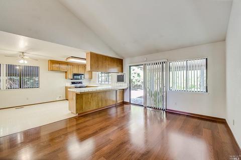 251 New Bedford Dr, Vallejo, CA 94591 photo 13