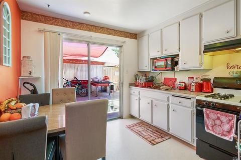 159 Eddy Dr, Santa Rosa, CA 95407 photo 5