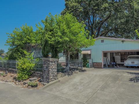 684 Wild Oak Dr, Windsor, CA 95492 photo 4