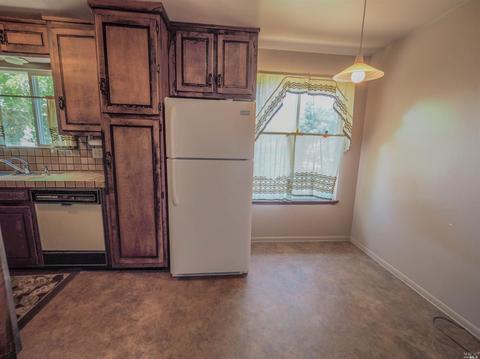 684 Wild Oak Dr, Windsor, CA 95492 photo 12