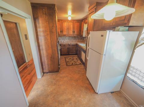 684 Wild Oak Dr, Windsor, CA 95492 photo 11